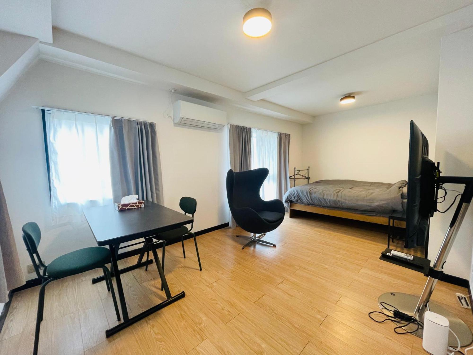 Shinjuku West301