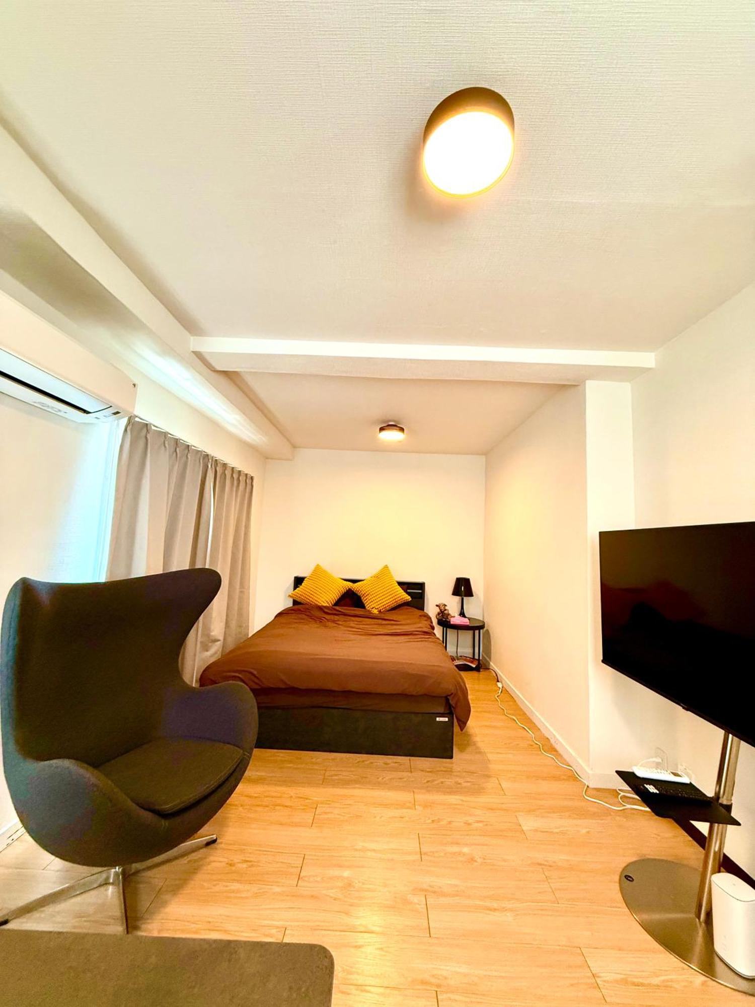 Shinjuku West301